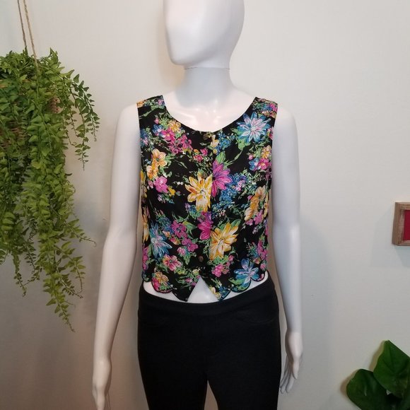 Lush floral buttoned crop top S ASO Lydia Martin teen wolf - Picture 3 of 10